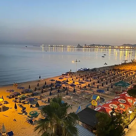 Luxurious Seaside 1