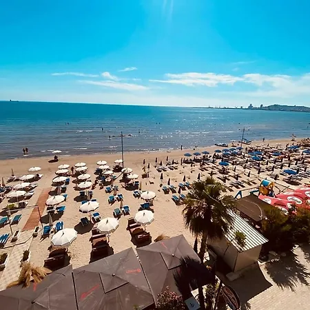 Brand New Luxurious Seaside 1 * Durres