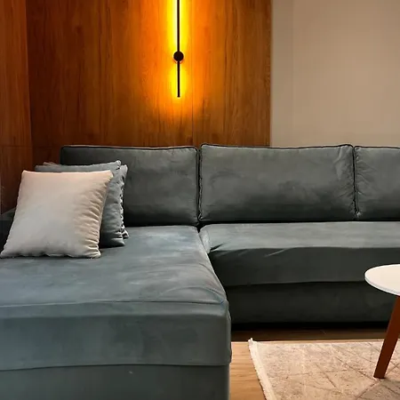 Luxurious Seaside 1 شقة دراس